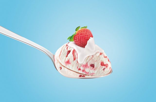 ice cream works strawberry & crweam f1